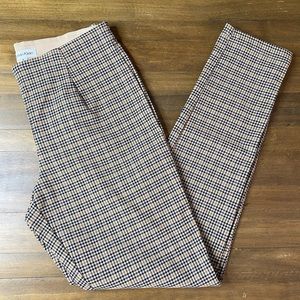 Womens size 8 plaid skinny trouser pants